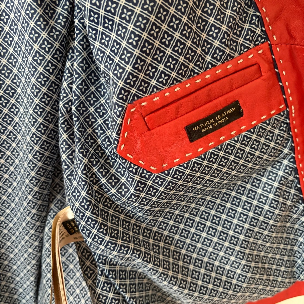 Massimo Dutti Red Leather Women's Jacket - Picture 2 of 6